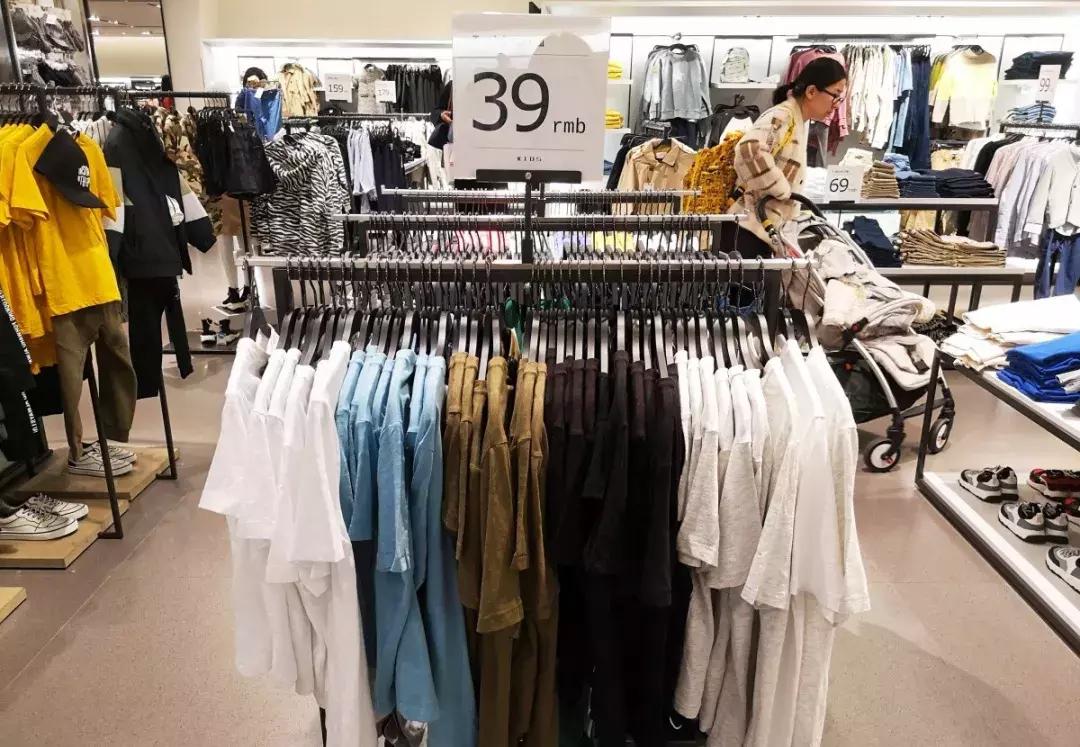 优衣库hmzara的打折季是什么时候,优衣库2020春季打折