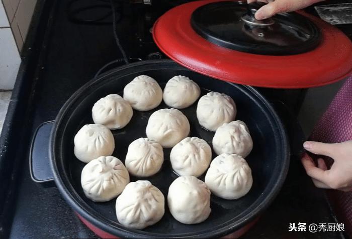 红豆别熬粥喝了，教你粘豆包新做法，营养解馋，出锅全家抢着吃