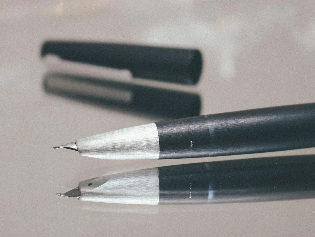 蓝色lamy2000,lamy2000老货