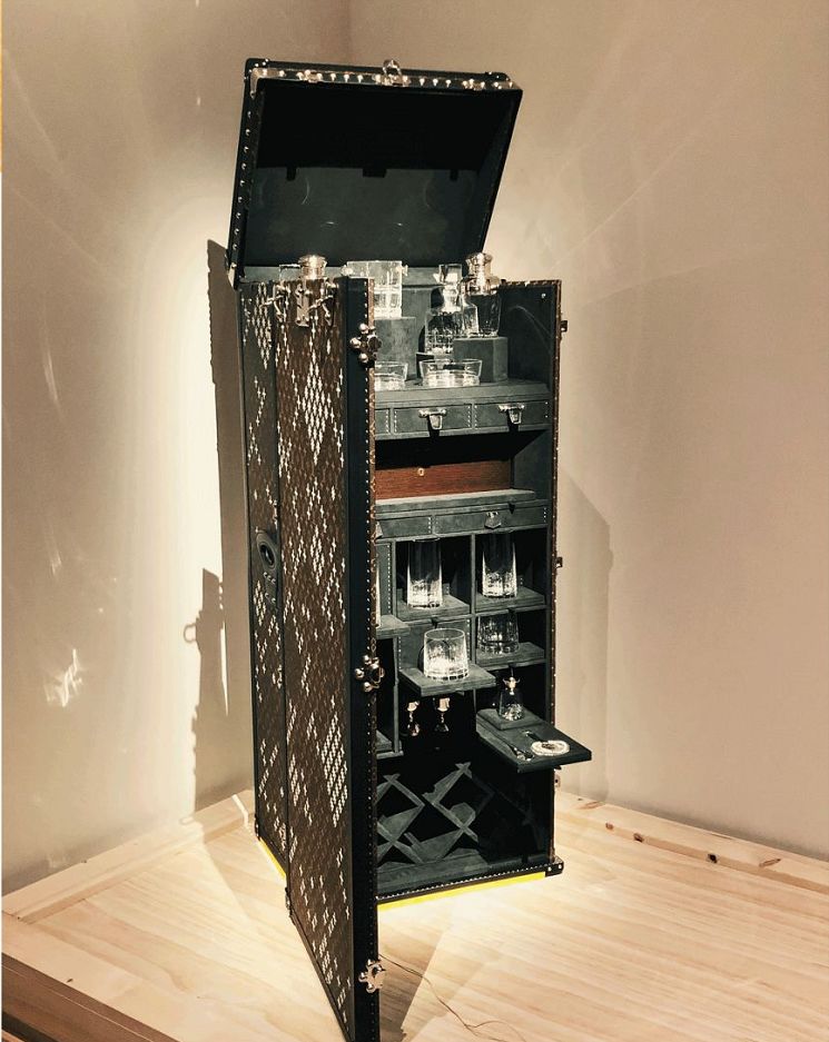 lv鍝佺墝椋庢尝,lv鍝佺墝鎵撳亣