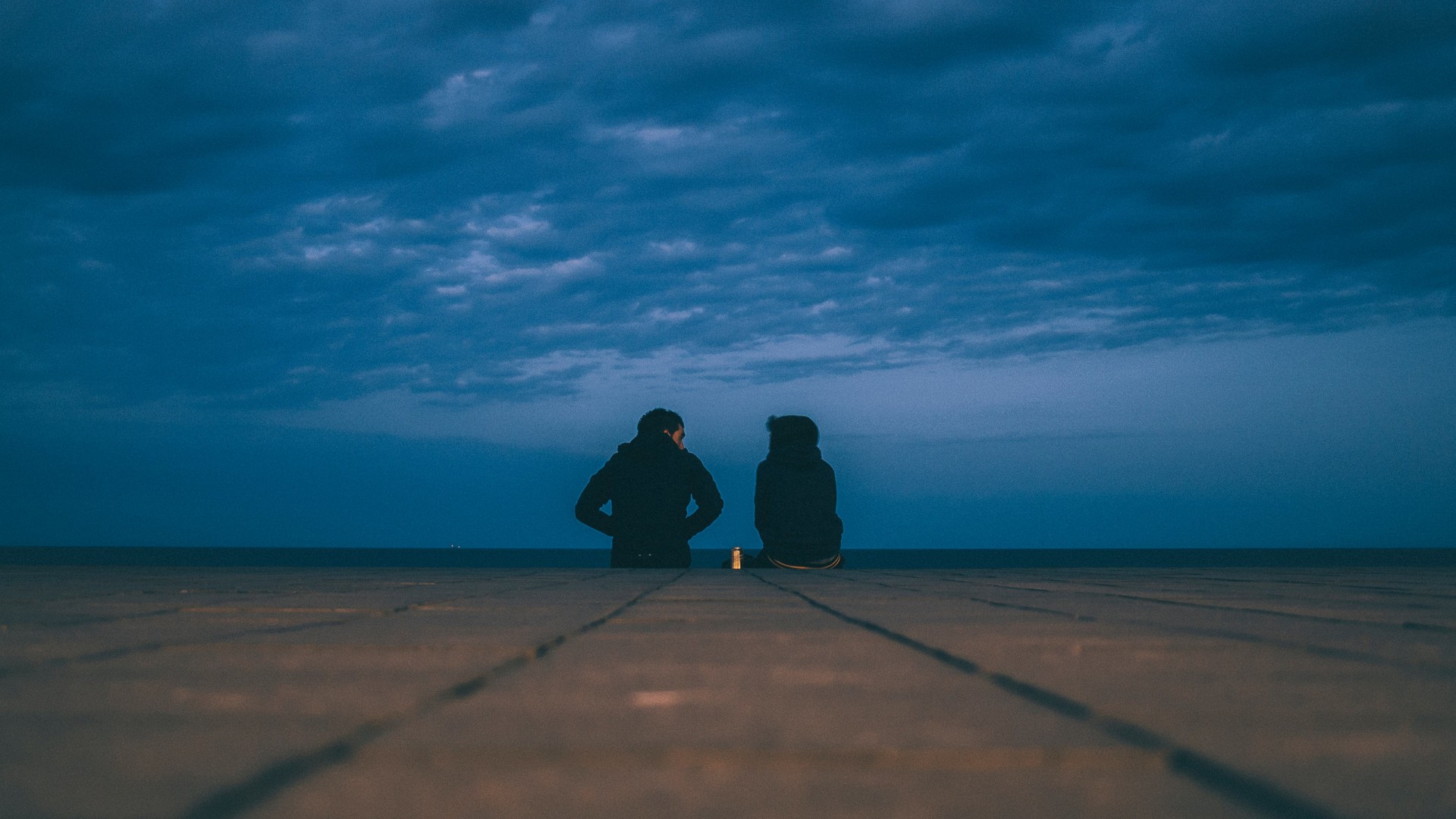 女友说男友不上进是要分手吗,男朋友情商低嘴笨要不要分手