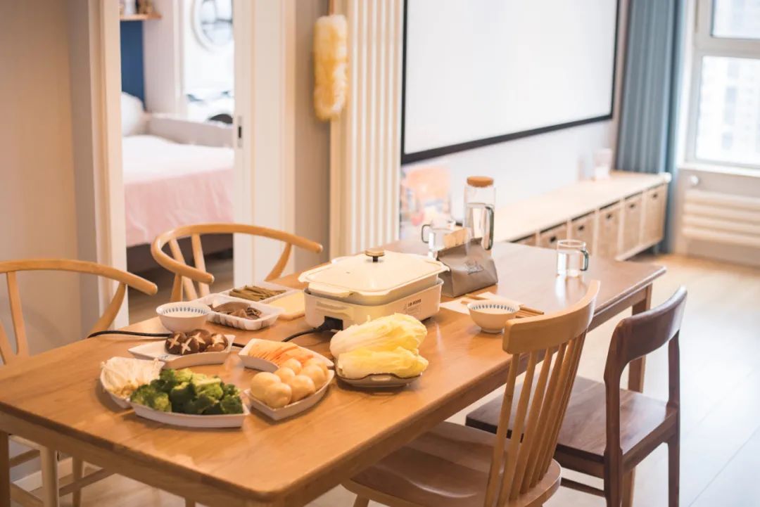 最好看的实木家具店铺排名,实木家具十大木材