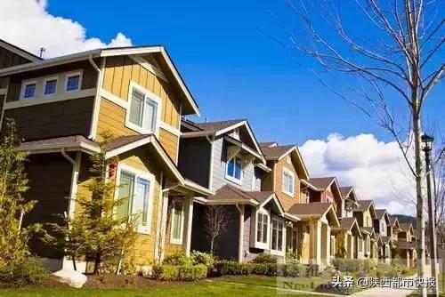 “怪诞离奇崇洋媚外”西安151个小区需改名！户口、房产证该咋办？