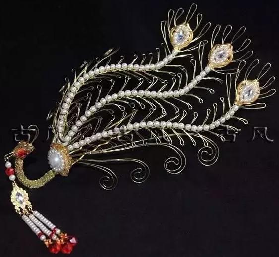 珠围翠绕意思,珠围翠绕大观园