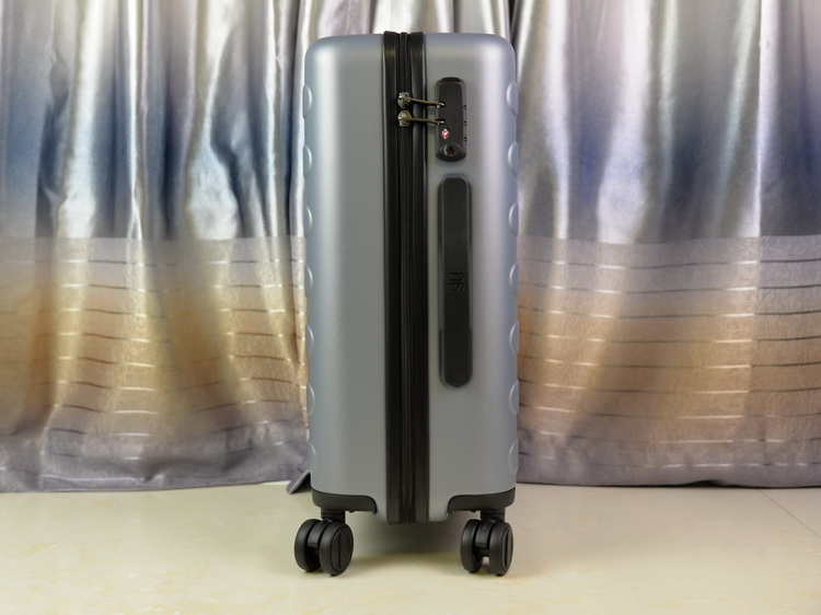 90分七道杠旅行箱体验：商旅两用，推拉更轻松