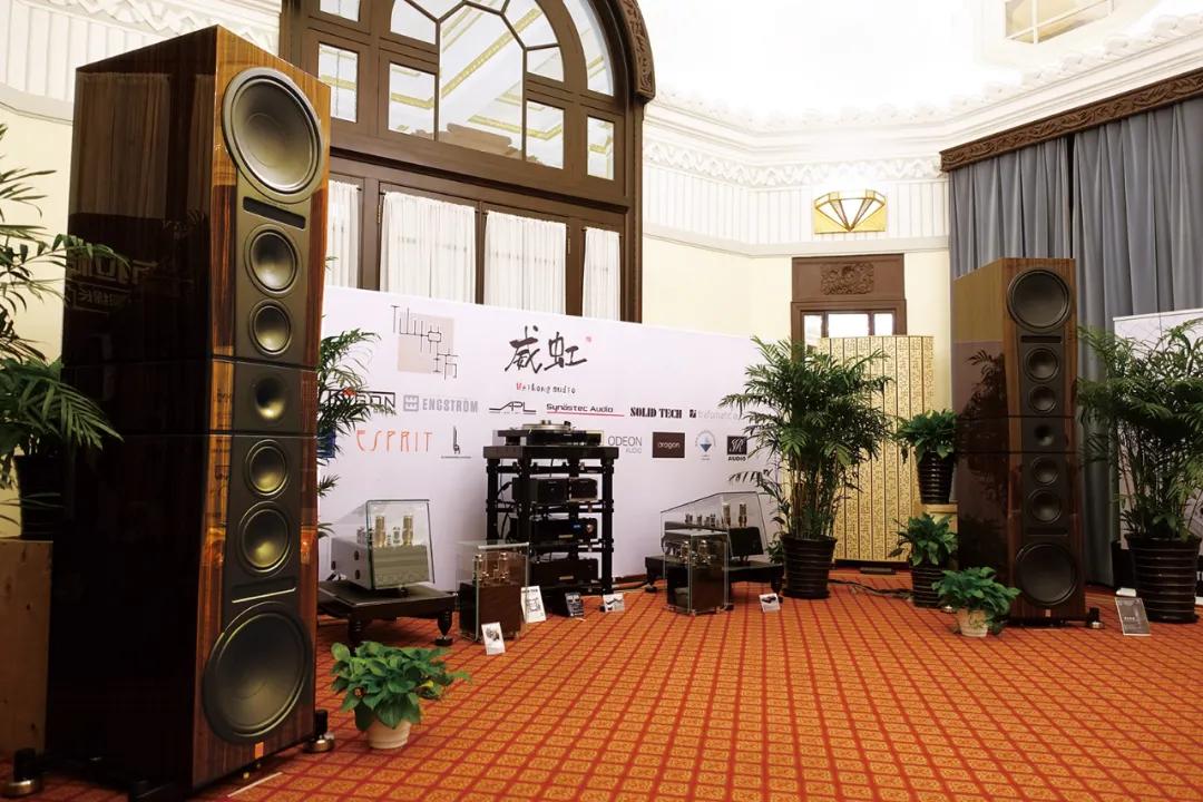 德国冠廷音箱一套有多少瓦,德国冠廷5.2音箱