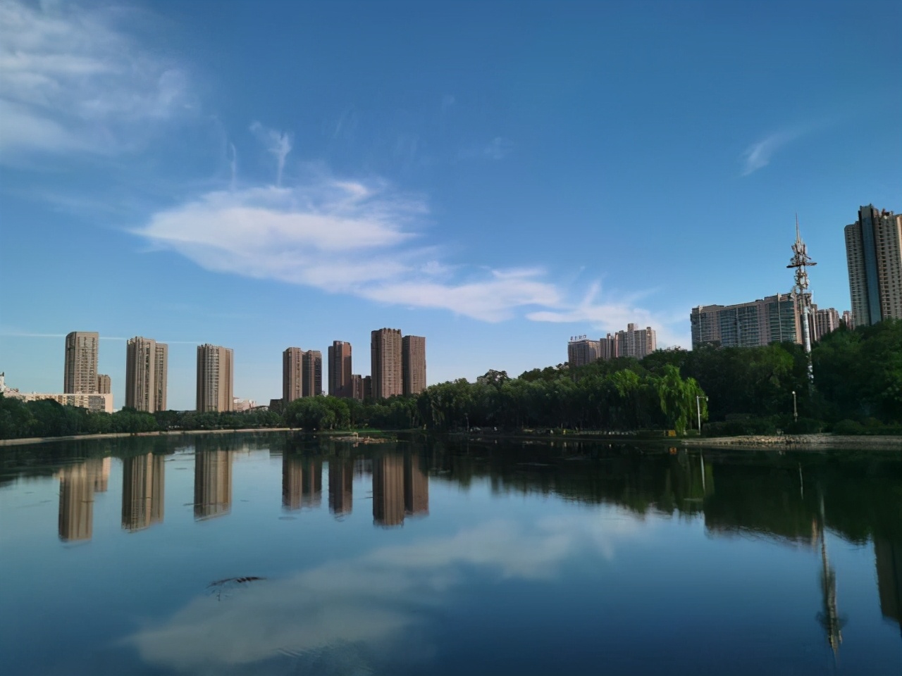 辽宁阜新10月2号新闻,今日阜新新闻联播