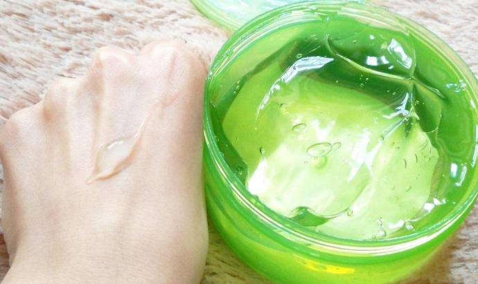 完美芦荟胶怎么用祛痘效果最好呢,完美芦荟胶和自然乐园哪个效果好