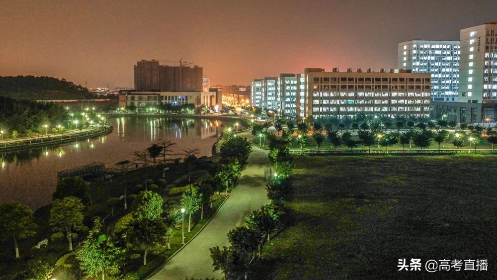 深圳最好的深职院校,深职院全国排第一专科大学