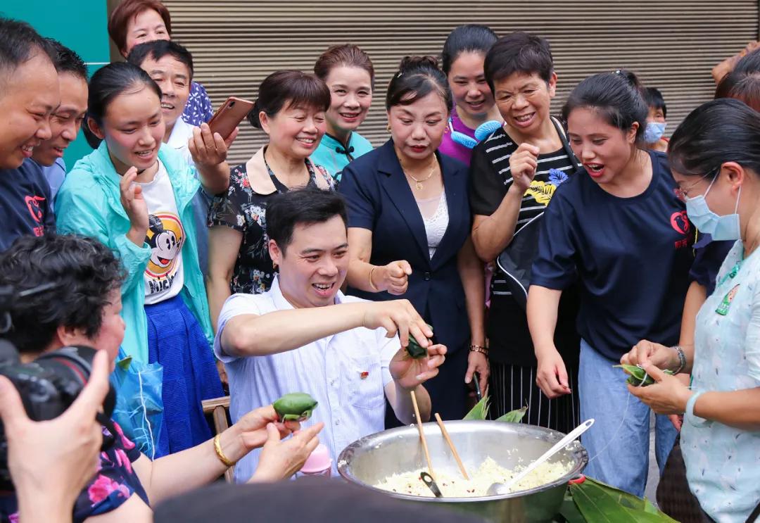 第十届全国人像摄影展览获奖作品,江西省第十一届青年书法展展览