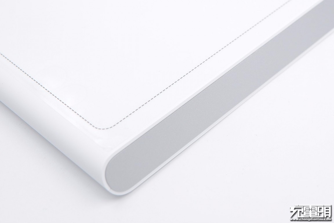 小米20w智能无线追踪式充电器缺点,小米智能追踪式无线充20w拆解