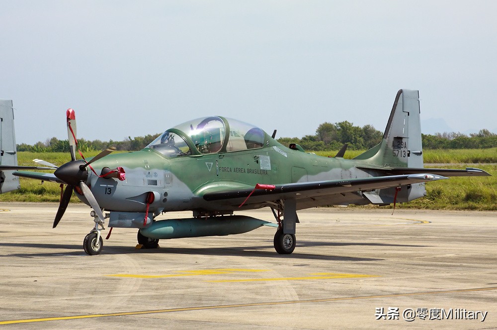 巴西空军鹰狮战斗机多少架,世界空军海军陆军