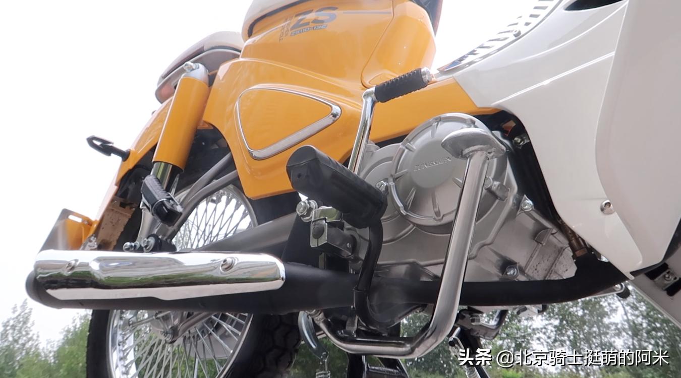 宗申幼兽新款110多少钱,新款复古幼兽弯梁110摩托车价格