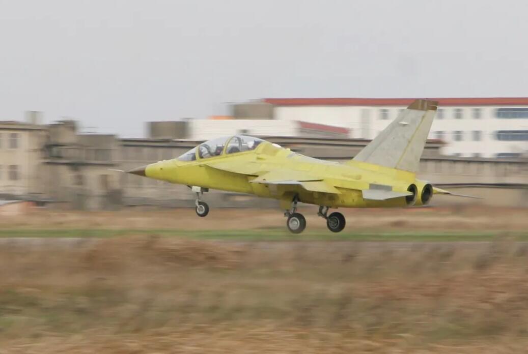 猎鹰旋翼机新突破,猎鹰教练机首飞