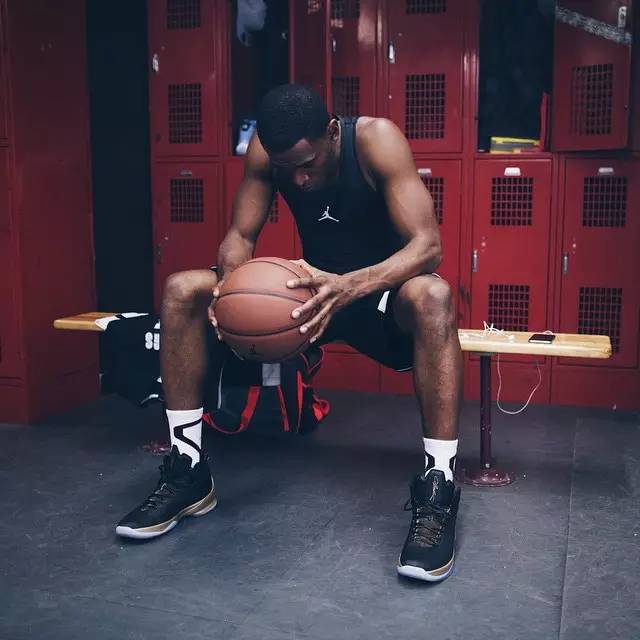 nba十大励志球星乔丹,nba球星乔丹有多大的努力