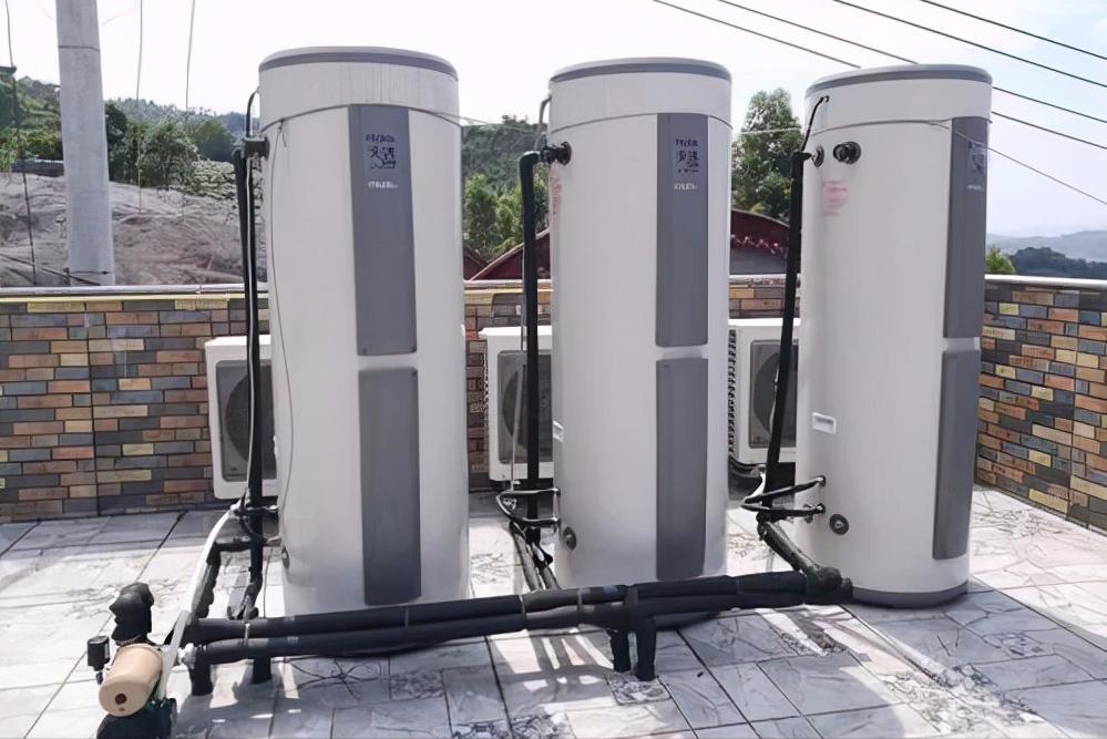 农村空气能热水器和太阳能哪个好,太阳能热水器与空气能热水器价格