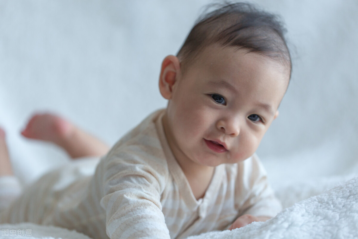 1岁的宝怎么样在家早教,1岁以上宝宝做哪些早教