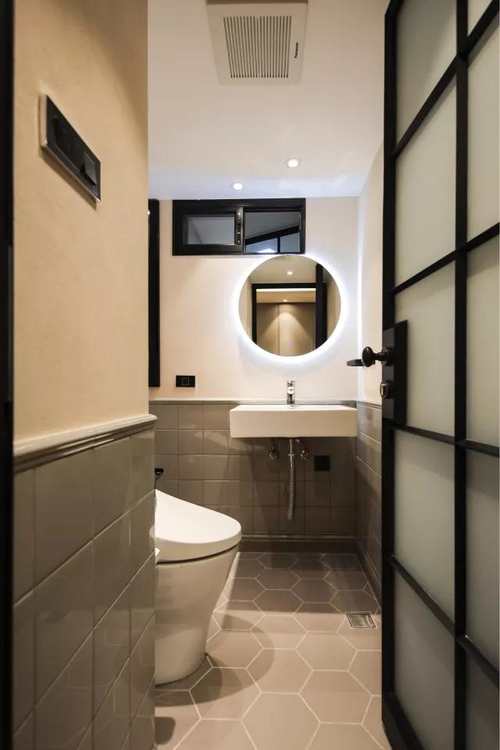 卫生间石膏板吊顶和集成吊顶,石膏板吊顶和集成吊顶哪个好看