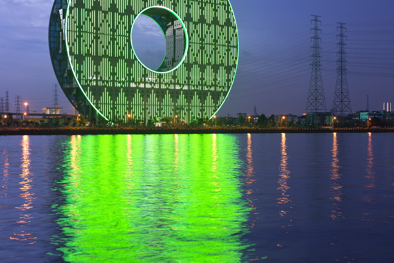 圆的面积求半径,圆的面积可以用直径来求吗