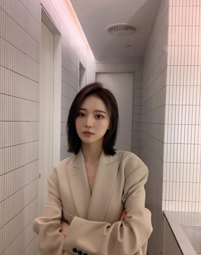 女海王项思醒被曝虚荣又抠门，花3千买高仿假包，未婚夫报销4万多