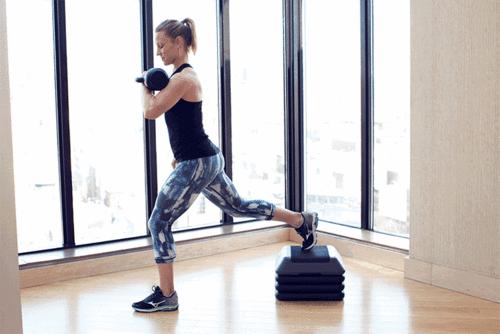 身高176的韩国“甜美系”教练，A4腰大长腿，妥妥的宅男女神