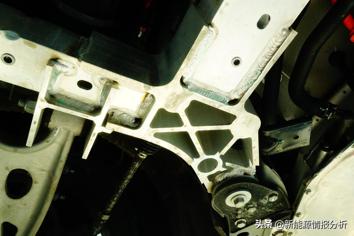 arcfox极狐hud测试,arcfox极狐at试驾