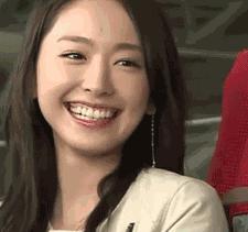 樱花头皮护理,樱花护发精油改善干枯防毛躁滋润