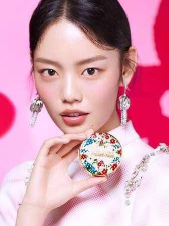 chanel气垫粉饼二合一,Chanel蜜粉饼