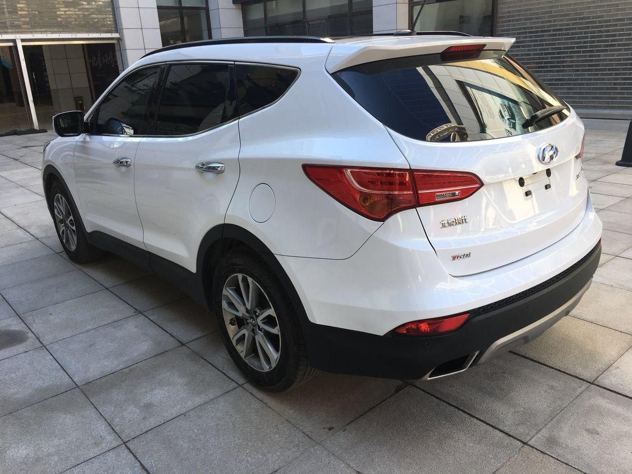 现代新胜达2023款7座价格,现代新胜达四驱顶配版二手车价格