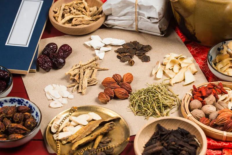 精子活力和成活率低是什么原因,男性精子活力低影响受孕吗