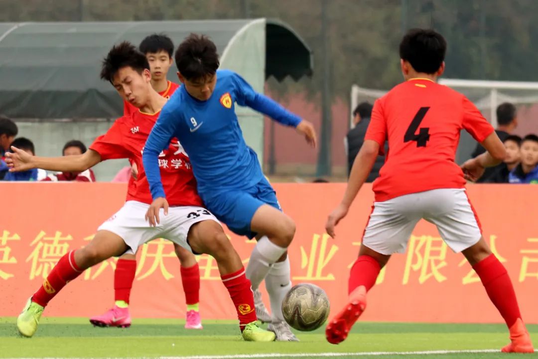 本轮战报十六强,南粤杯恒大足球队