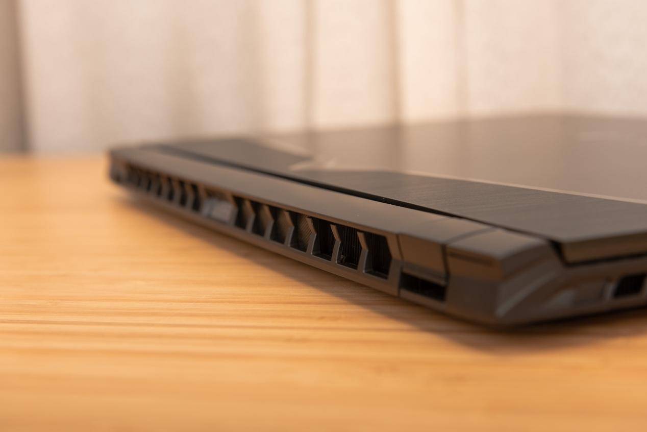 技嘉笔记本aero评测,技嘉aero173060笔记本