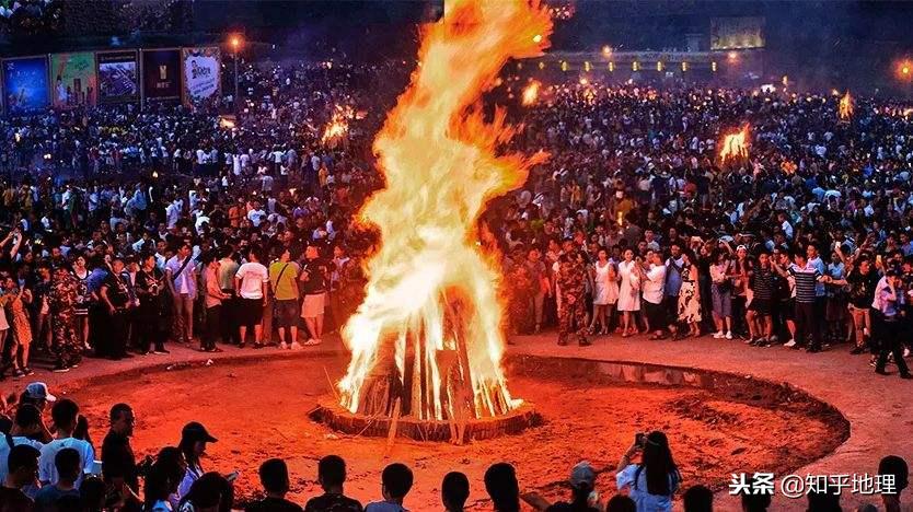 人文地理-广西壮族自治区的区划沿革和风俗文化