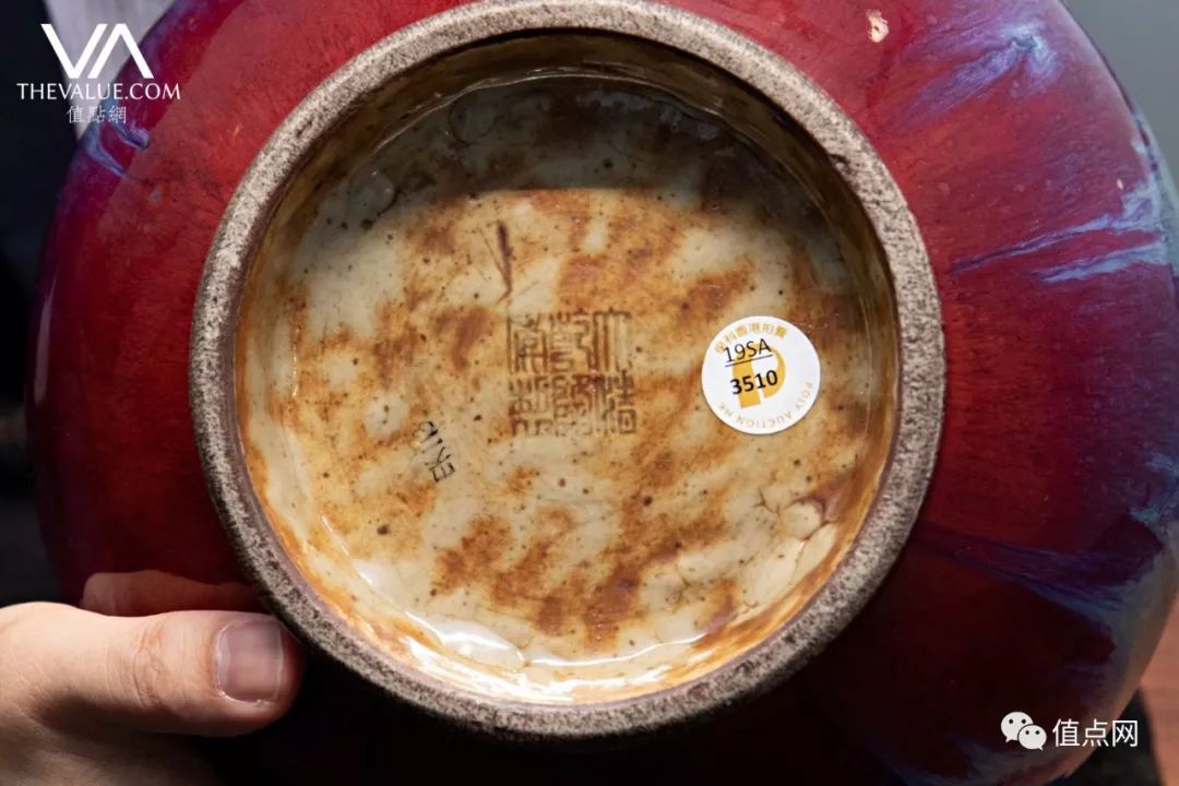 神秘藏窦「十面灵壁山居」|从三件乾隆官窑看大藏家品味