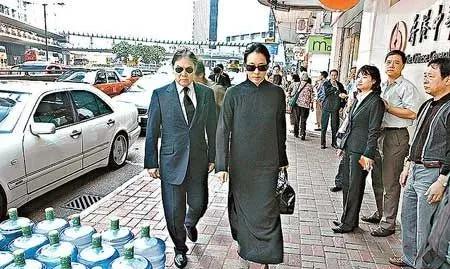 朱玲玲豪门贵妇 (香港豪门贵妇朱玲玲)