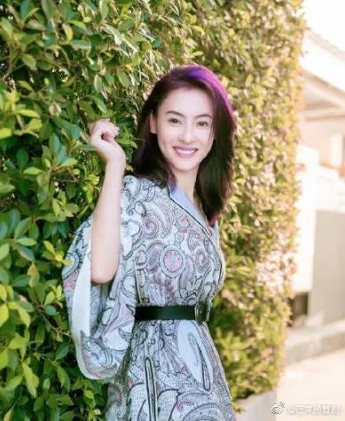 这个夏天又要被晒黑了,又到了一年一度晒黑的季节了