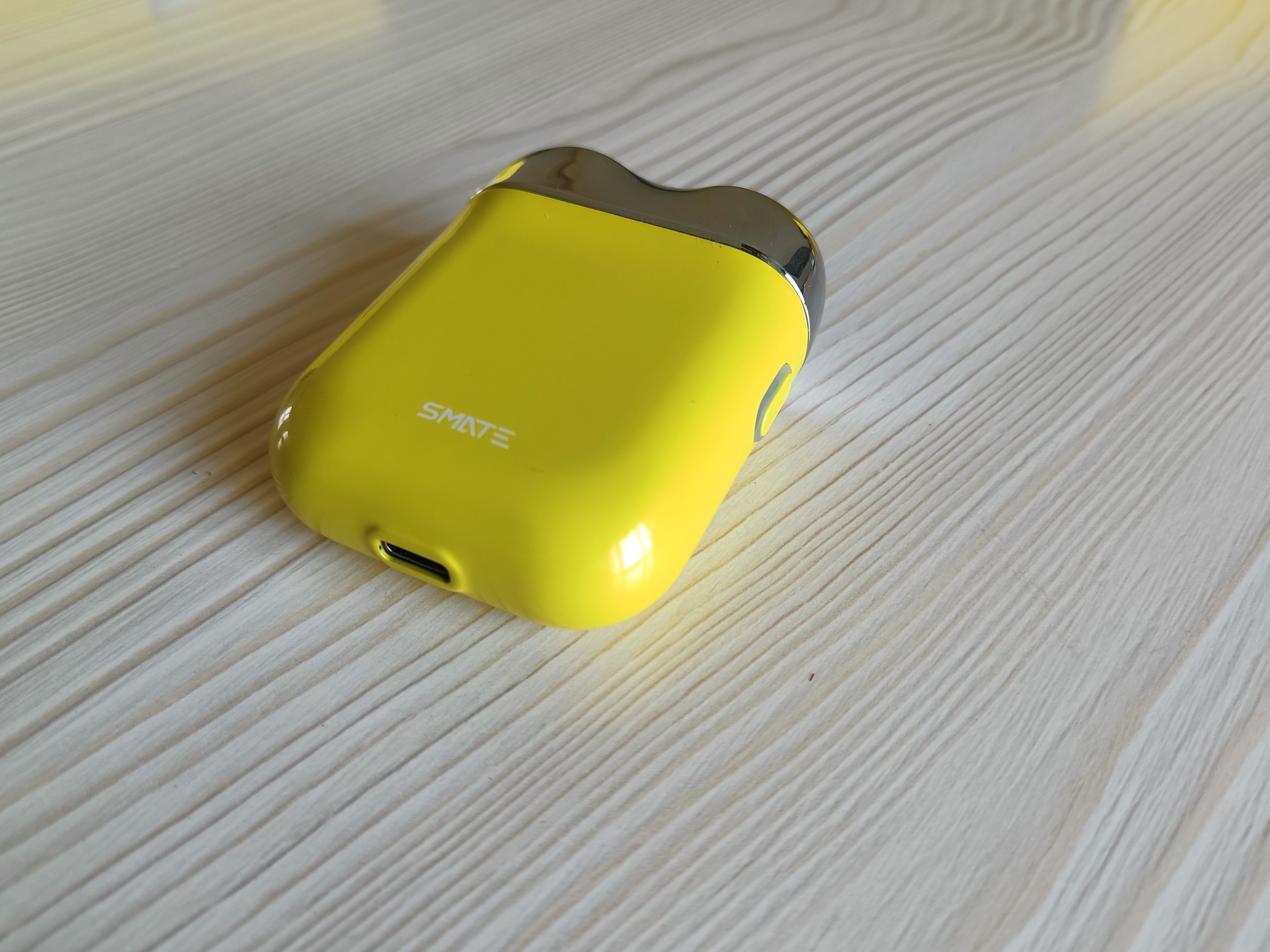 须眉潮玩家剃须刀r2 (须眉便携式剃须刀测评)