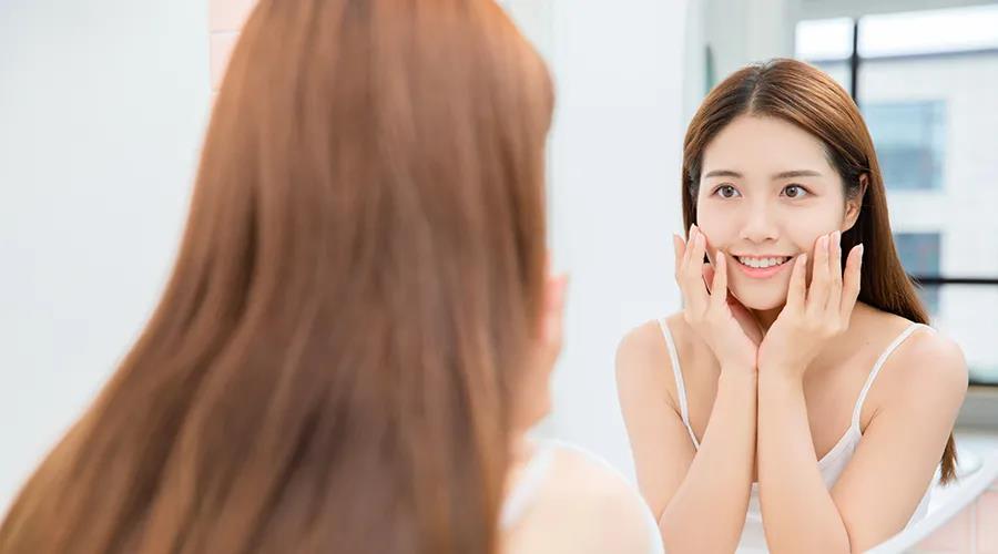 一瓶玻尿酸水不到8元，华熙生物能攻下百亿市场吗？