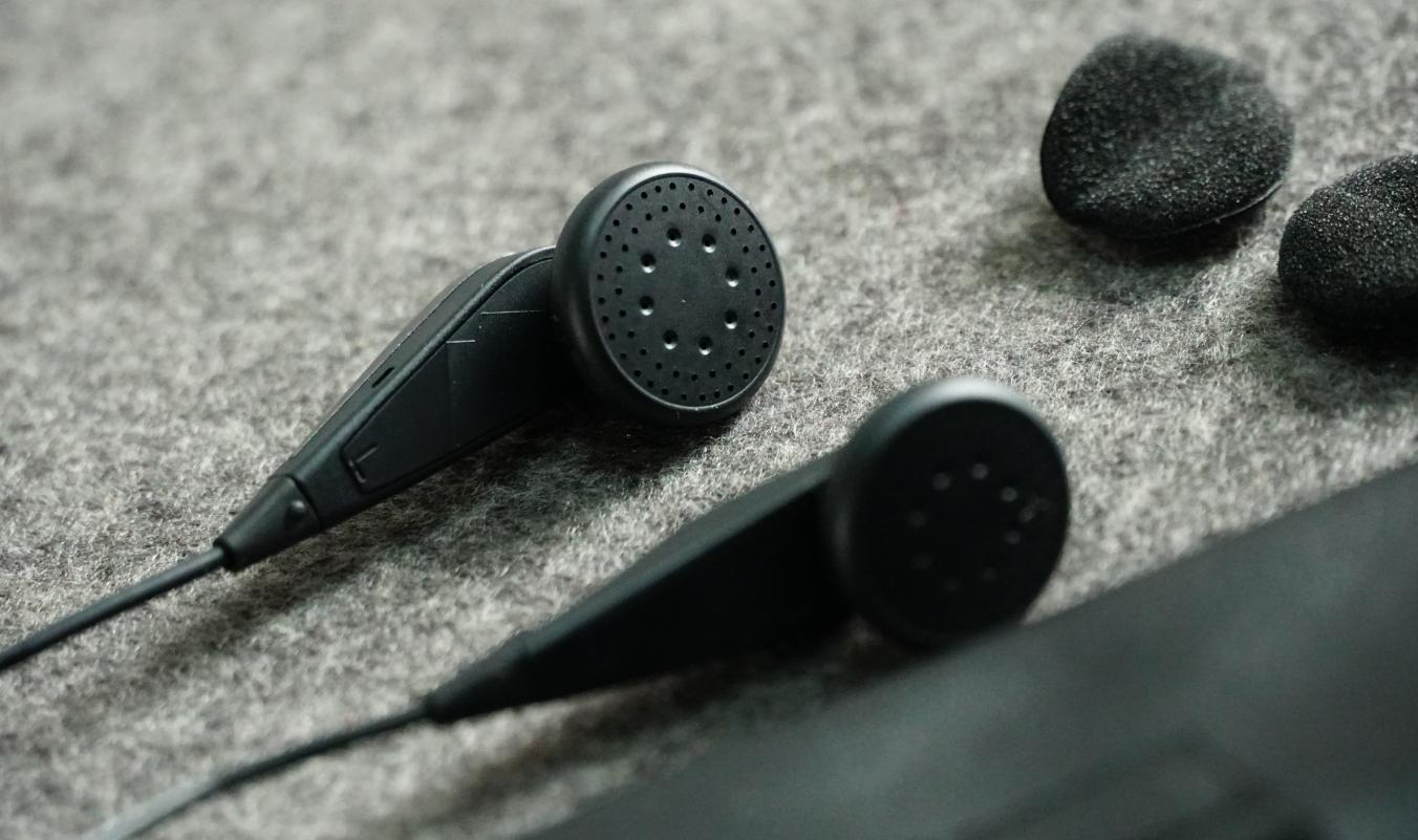 匪夷所思：139元森海塞尔MX375难敌59元国产老耳机兼对比老索尼