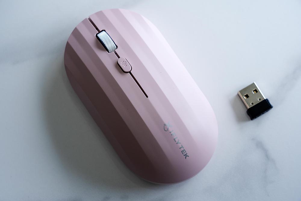 小米小爱鼠标和科大讯飞鼠标,科大讯飞鼠标和罗技鼠标对比