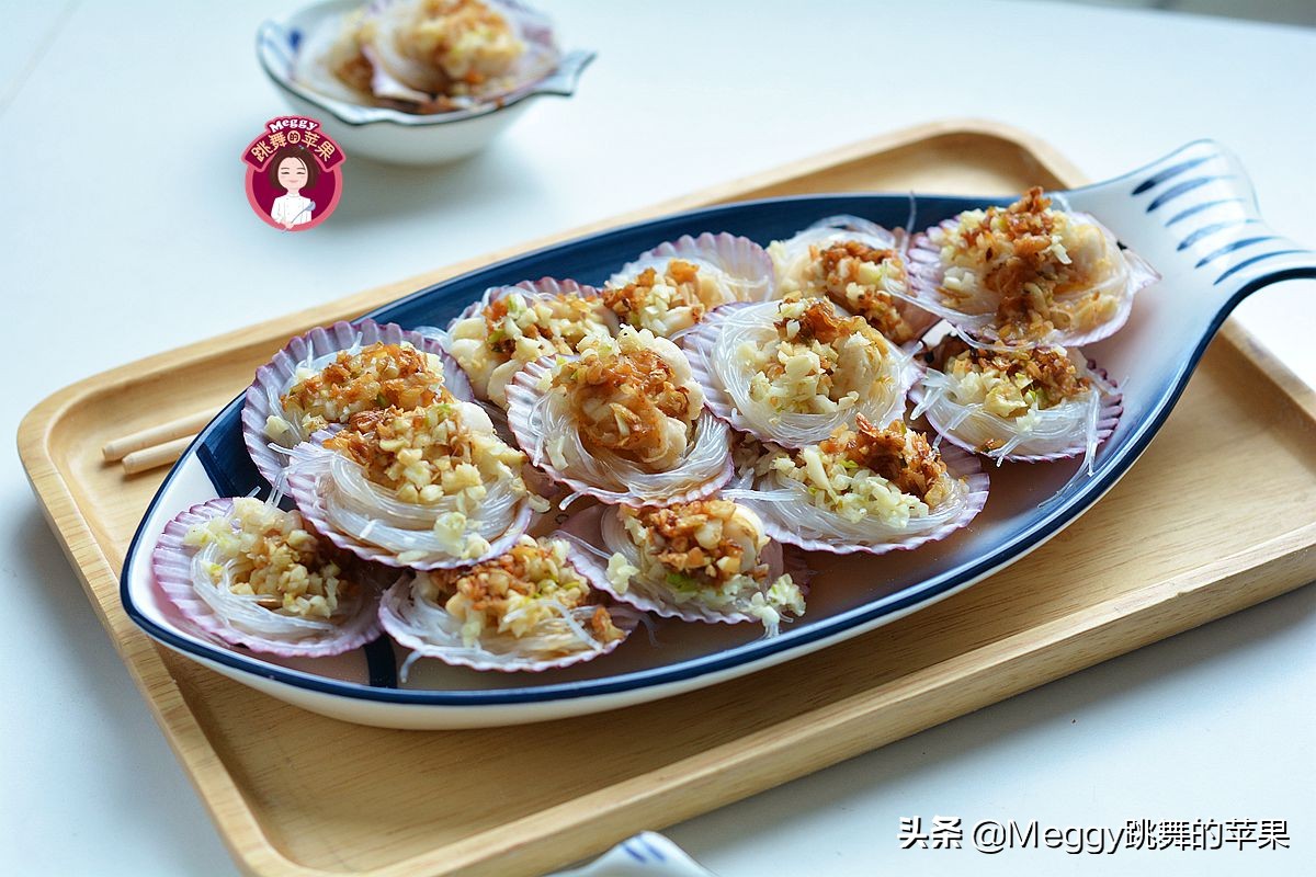 蒜茸粉丝扇贝的做法窍门,烧烤蒜蓉扇贝的做法视频教程