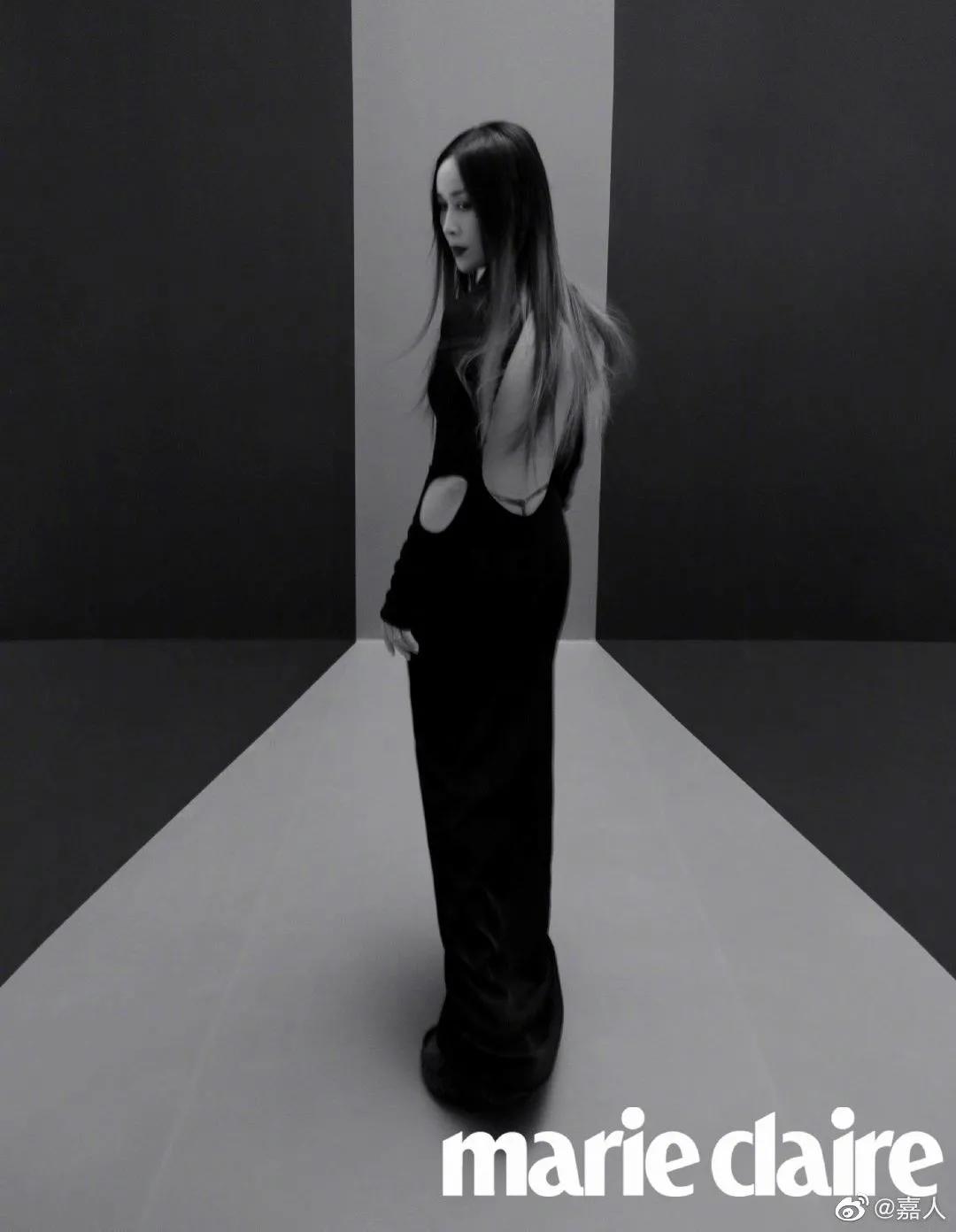 那英、卡戴珊的后腰上,为什么都有两根红绳?