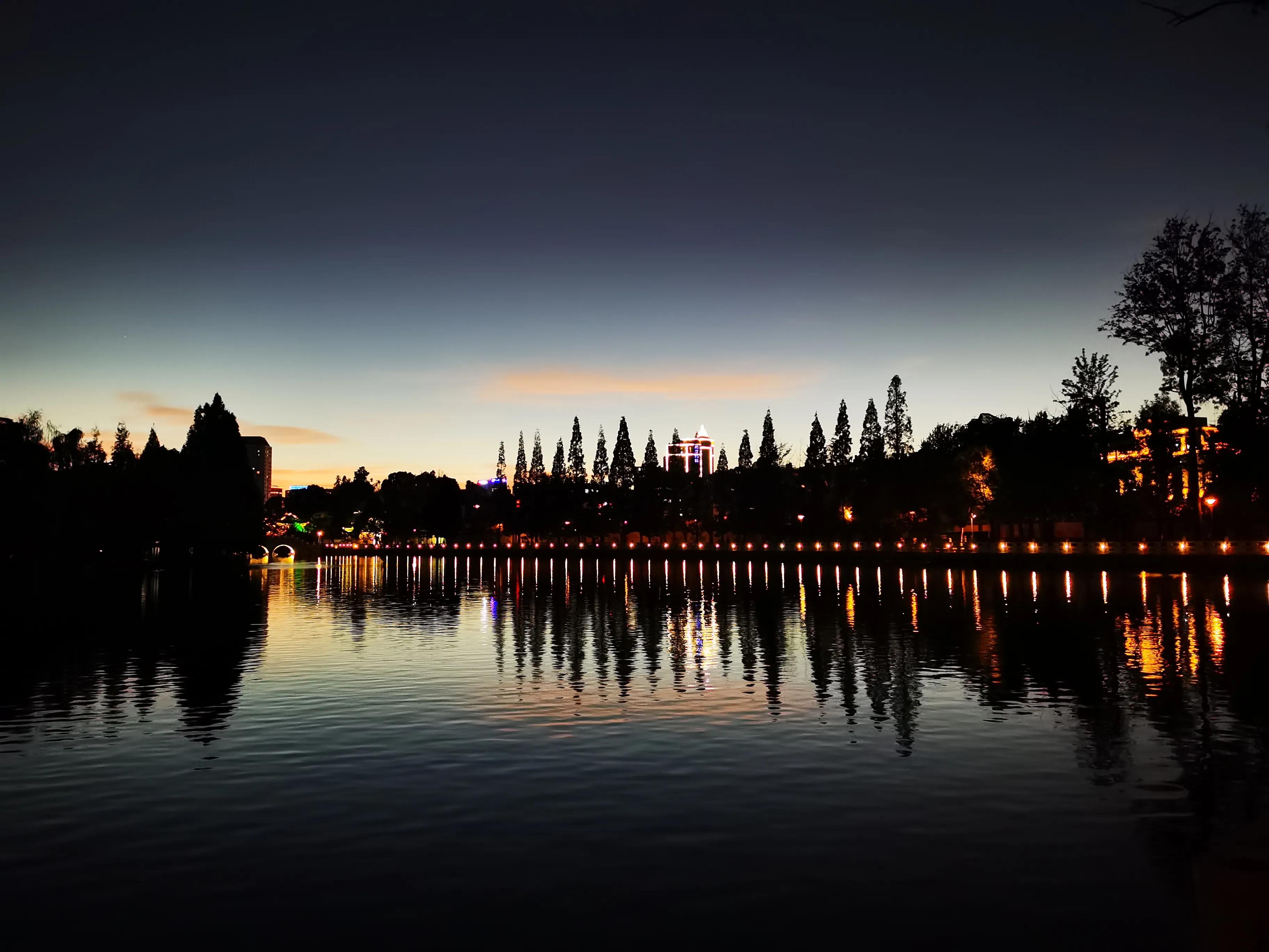 鏄嗘槑浣忓缁忔祹瀹炴儬閰掑簵鎺ㄨ崘,鏄嗘槑鍟嗗姟閰掑簵鎺ㄨ崘