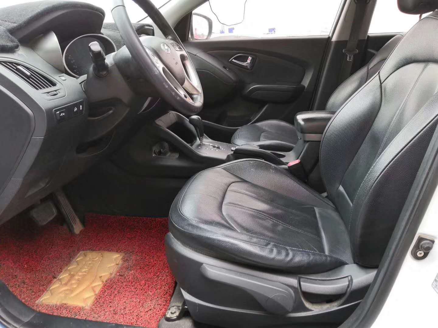 2015年现代ix35二手车能卖多少钱,2010年现代ix35现在卖多少钱