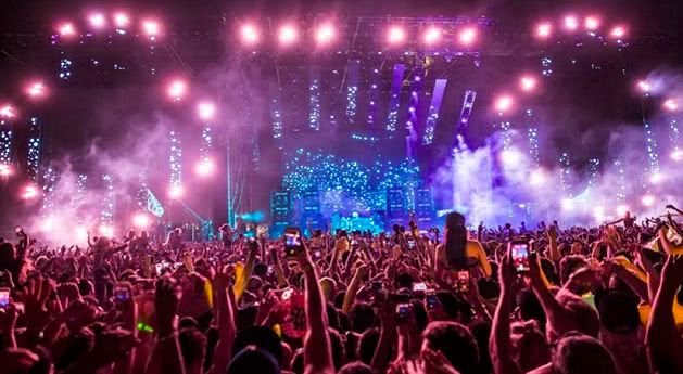 留学生不应该都是富二代吗,留学生都是富二代吗西班牙