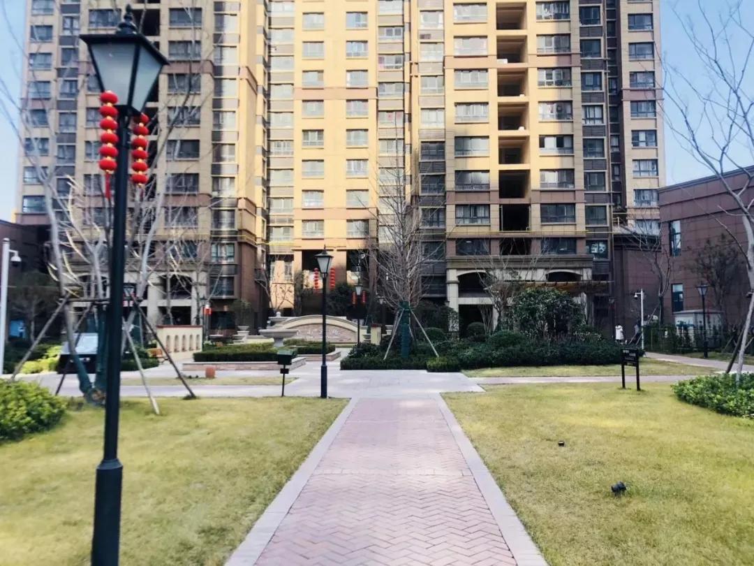 抗疫当下感谢政府的关心和慰问,抗疫感谢爱心企业人士