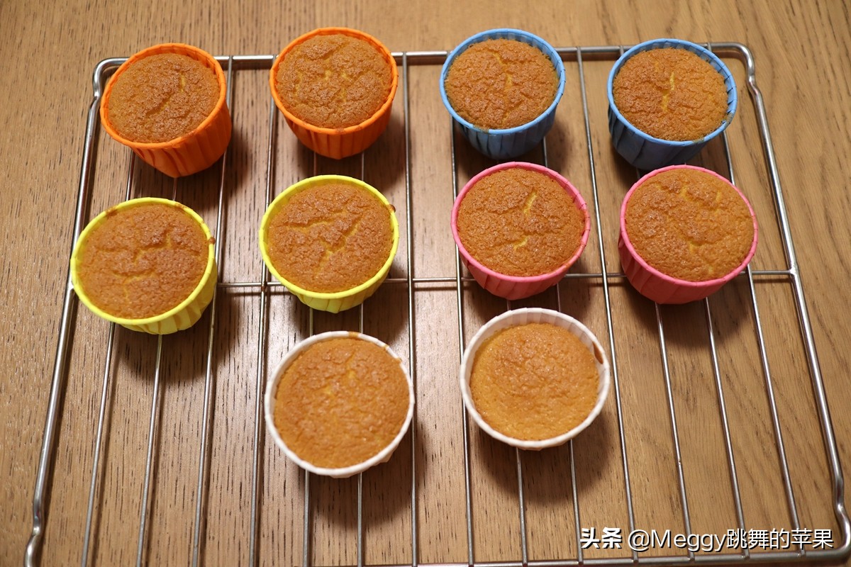 不用打蛋器和不用低筋面粉的蛋糕,不需要打发蛋清的蛋糕超蓬松