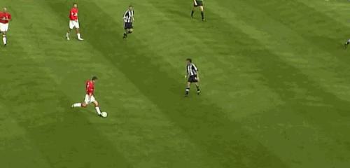 足球大师范尼斯特鲁伊,禁区之王范尼斯特鲁伊进球