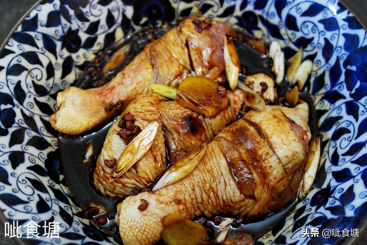 炸鸡腿怎么炸外皮酥脆,炸鸡腿怎么做到表皮不发软