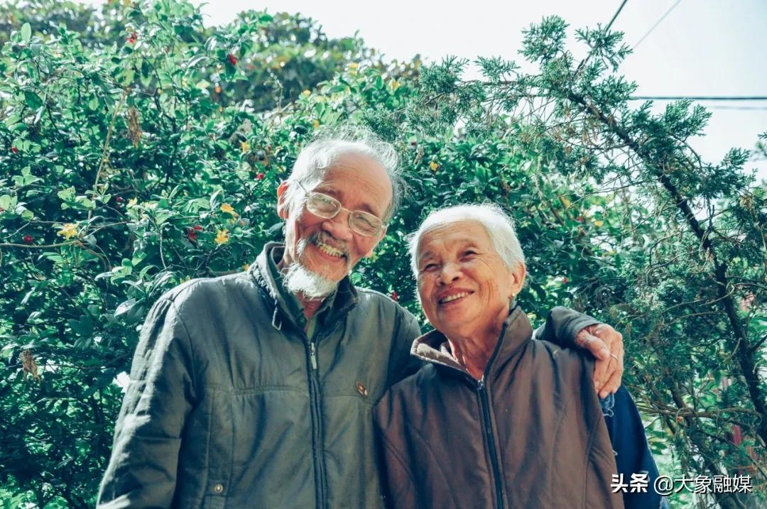 足力健老人鞋太胖了怎么办,足力健老人鞋的成功启示